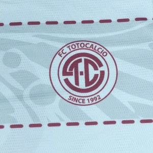 toto-carcio_white1-scaled