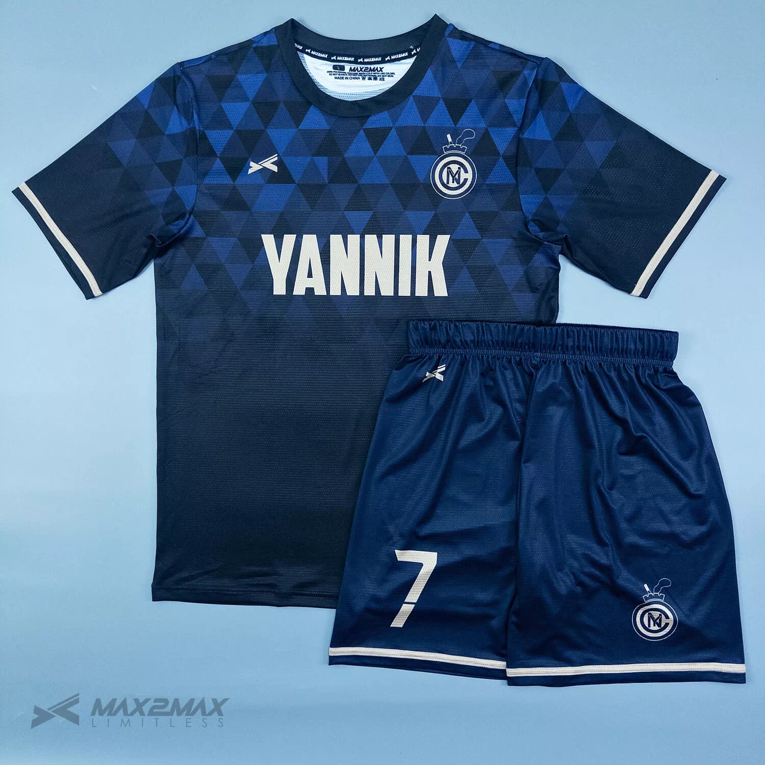 YANNIK 1STサッカーユニフォームオーダー