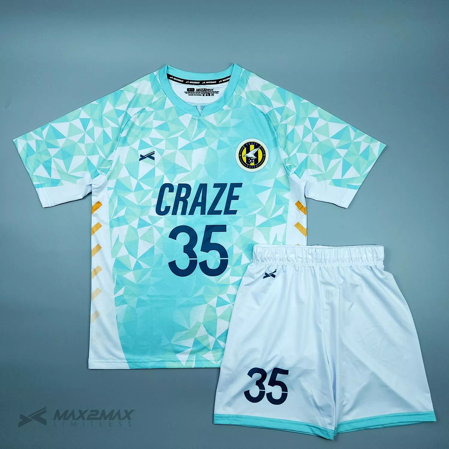 CRAZE SAITO サッカーユニフォーム カスタム