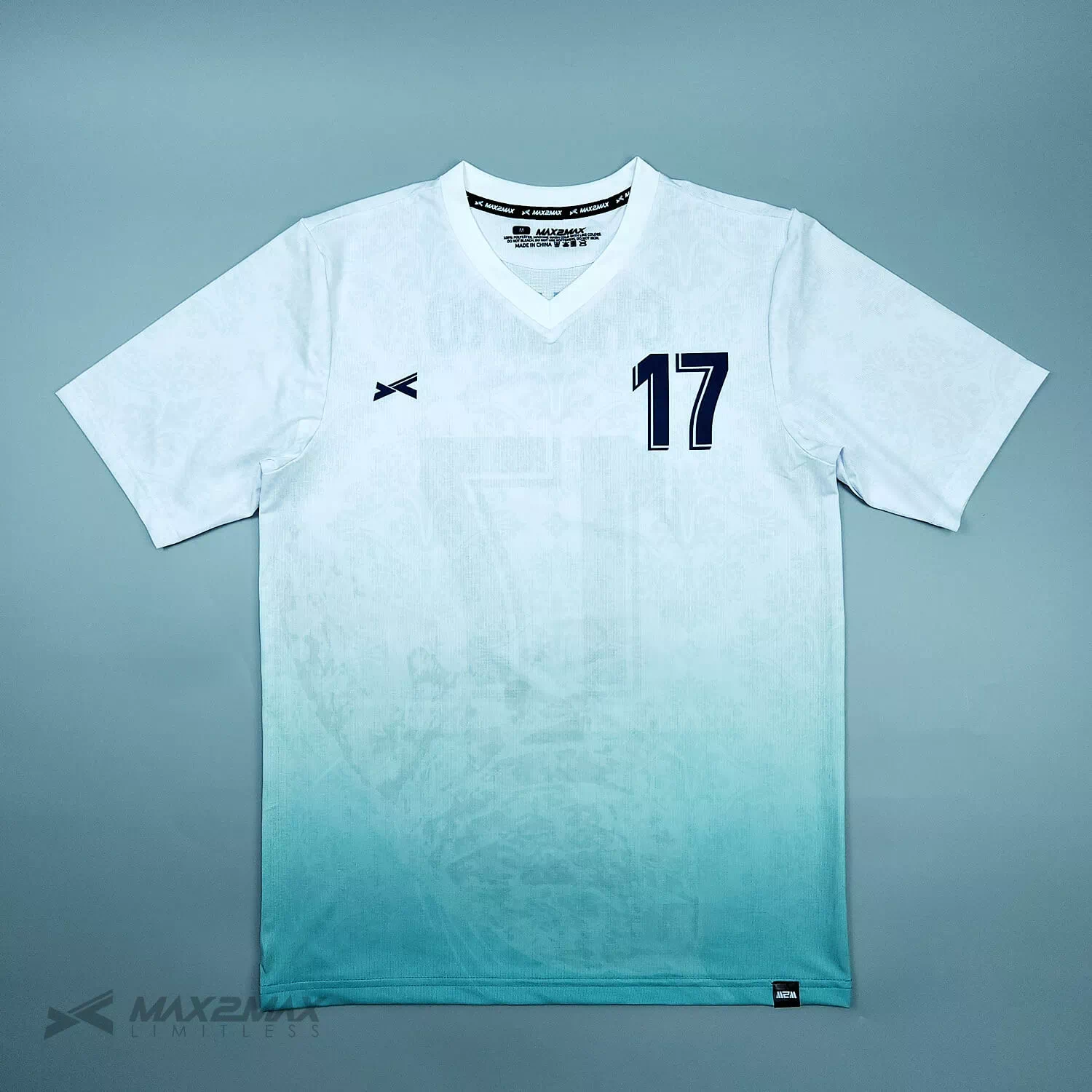 サッカーユニフォーム完成品事例集｜プロ仕様のオリジナル制作例 MAX2MAX