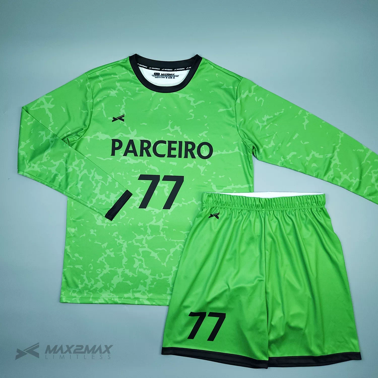 サッカーユニフォーム –Ehime Parceiro_GK_1st